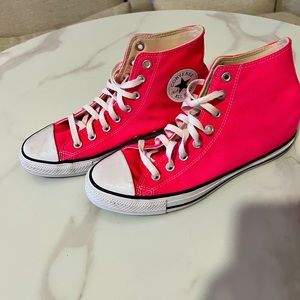 Converse Chuck Taylor All Star High top. Size 10 women’s. Hot pink.